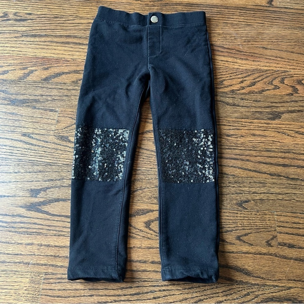 🍭6/$30 H&M Girl’s Black Sequin Jegging Leggings - 3-4 years